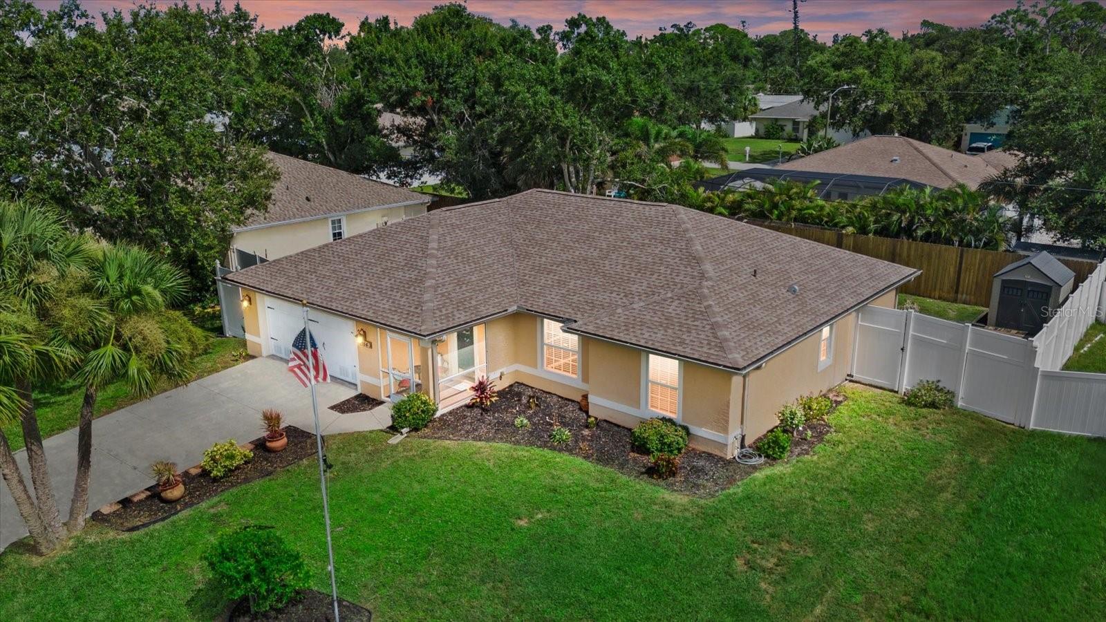 Image 2 of 32 For 164 Temple Road