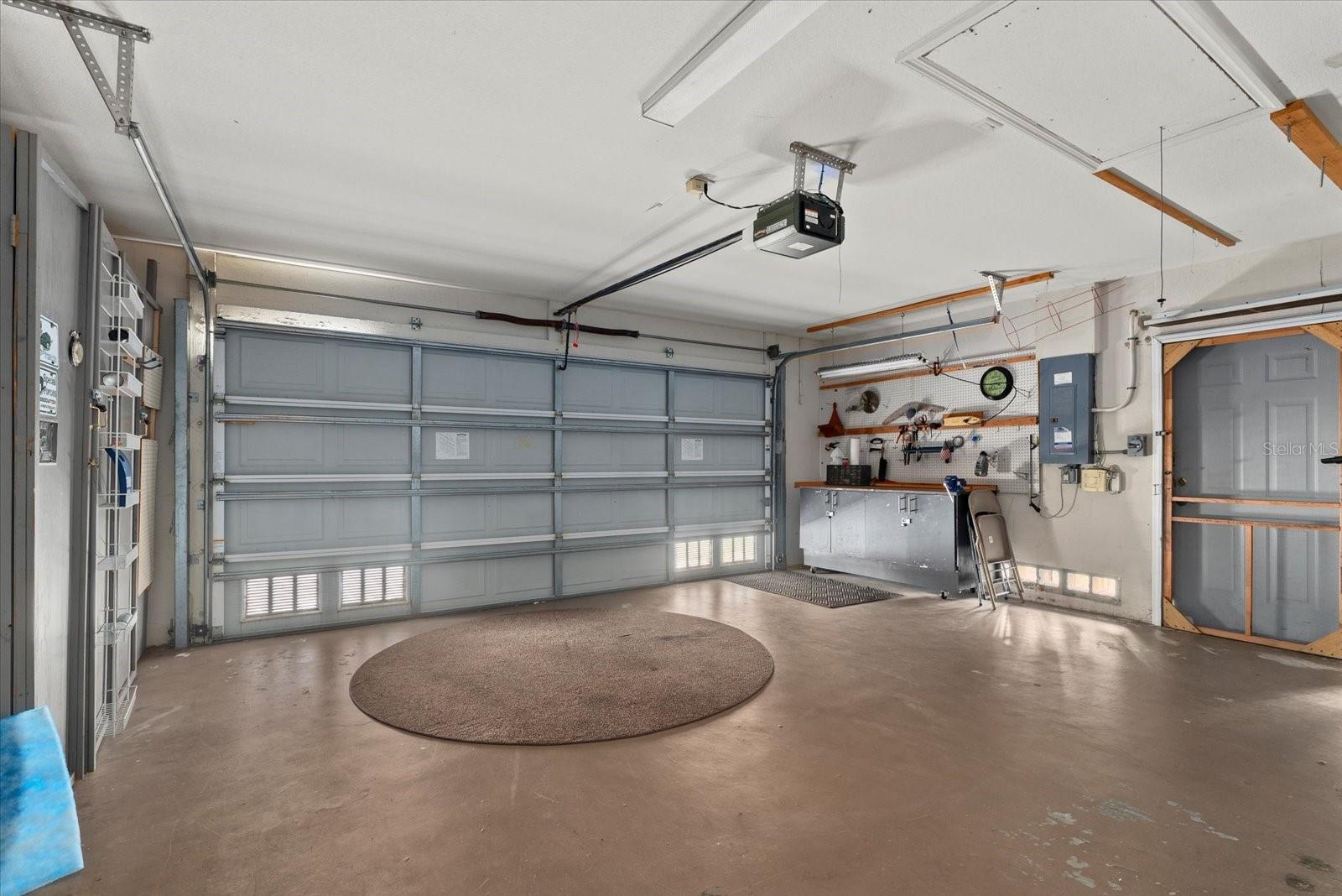 Image 28 of 32 For 164 Temple Road