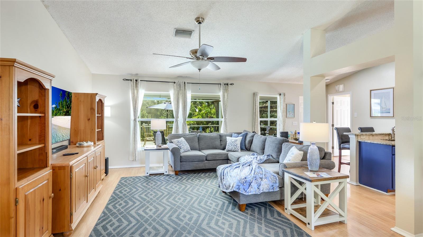 Image 11 of 42 For 319 116th Street E