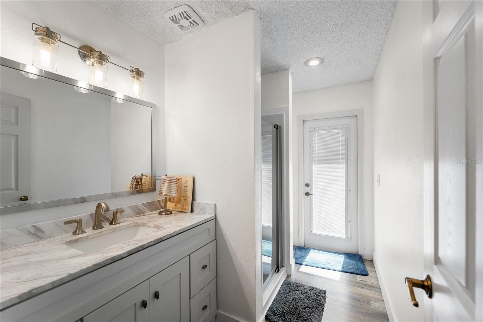Image 15 of 29 For 3808 Maplewood Terrace