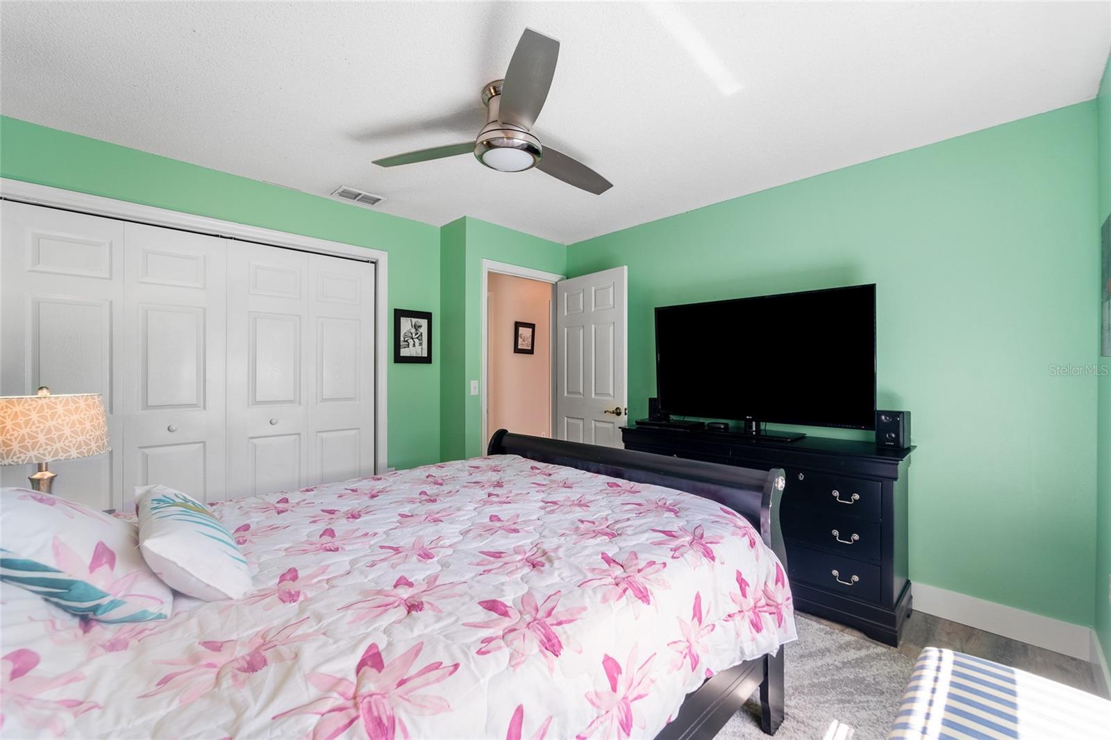 Image 17 of 29 For 3808 Maplewood Terrace