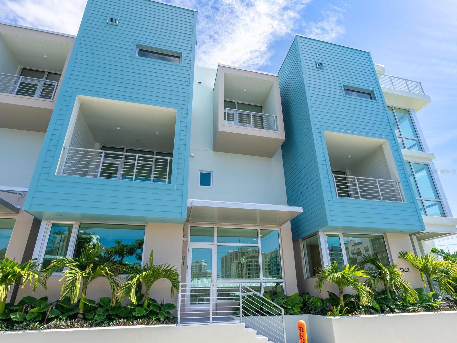 Details for 1343 4th Street 101, SARASOTA, FL 34236