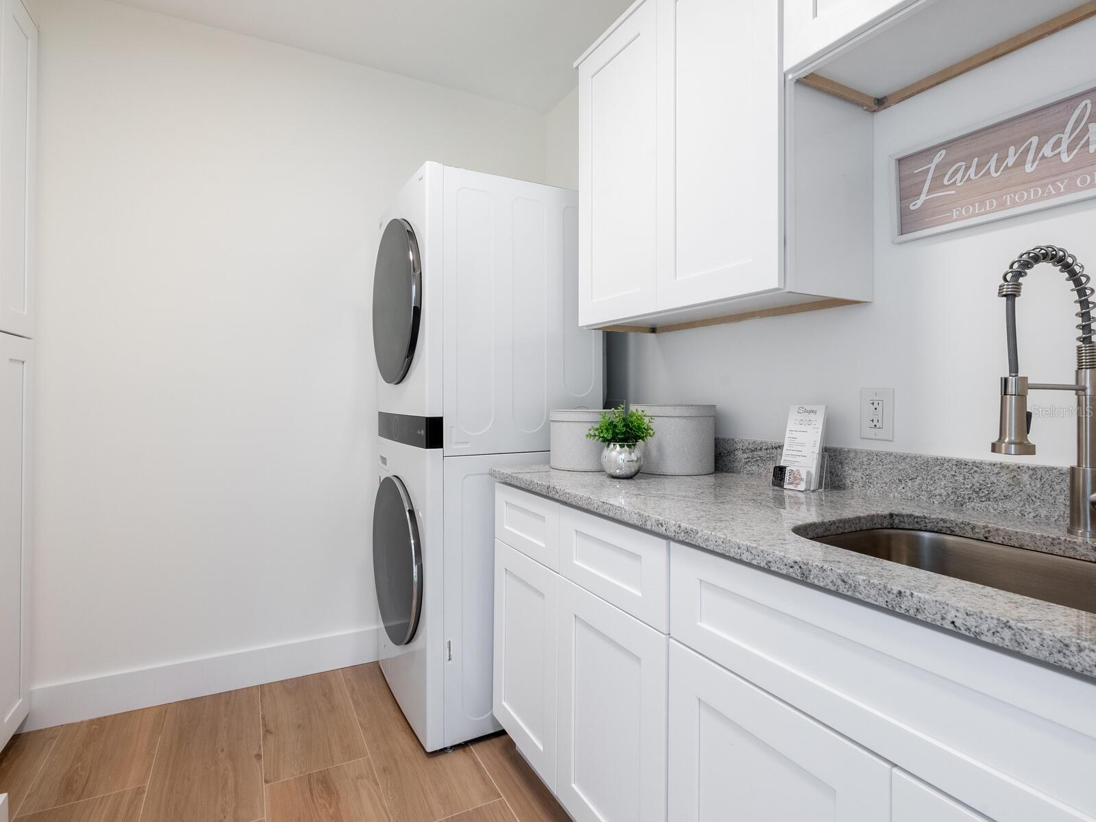 Image 29 of 68 For 1343 4th Street 101