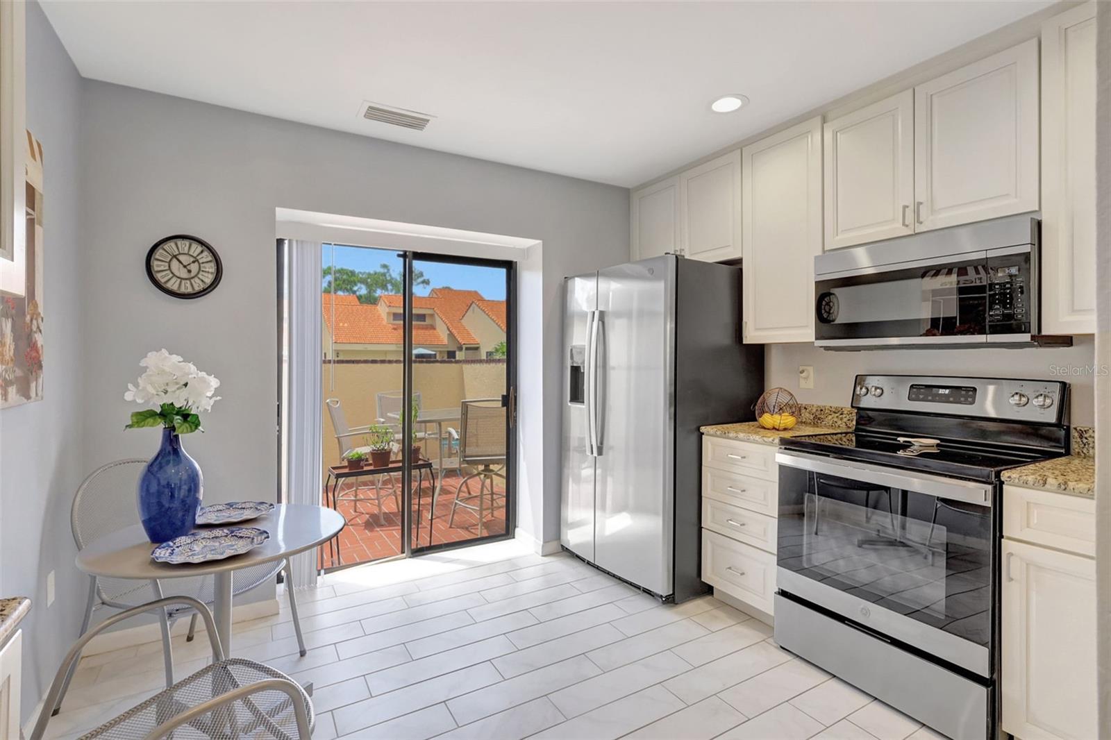 Image 12 of 31 For 5310 Huntingwood Court 40