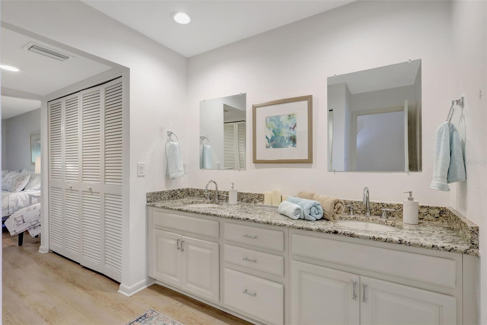 Image 16 of 31 For 5310 Huntingwood Court 40