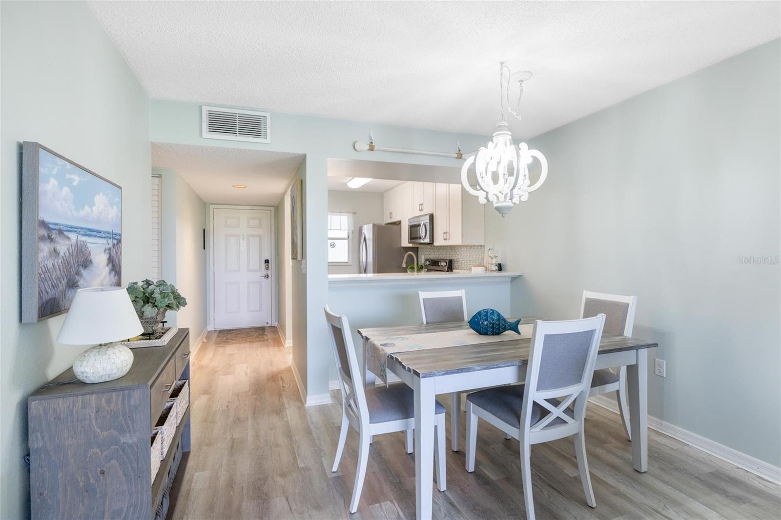 Image 12 of 39 For 408 Cerromar Circle S 130