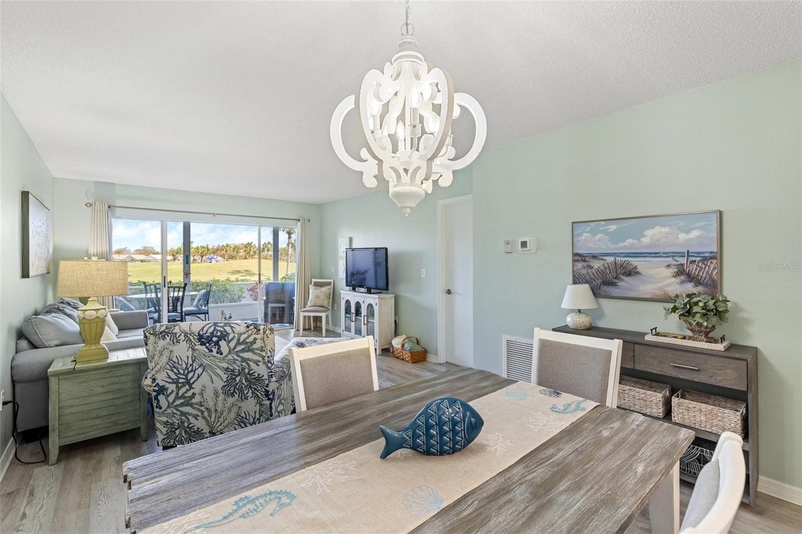 Image 15 of 39 For 408 Cerromar Circle S 130