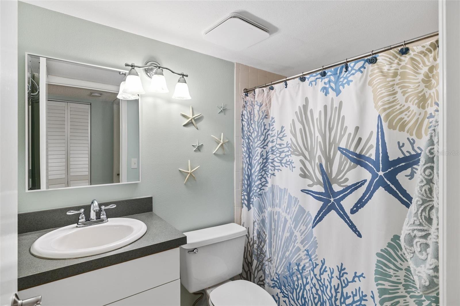Image 30 of 39 For 408 Cerromar Circle S 130