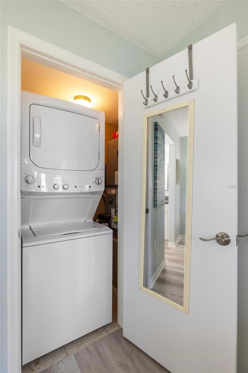 Image 31 of 39 For 408 Cerromar Circle S 130