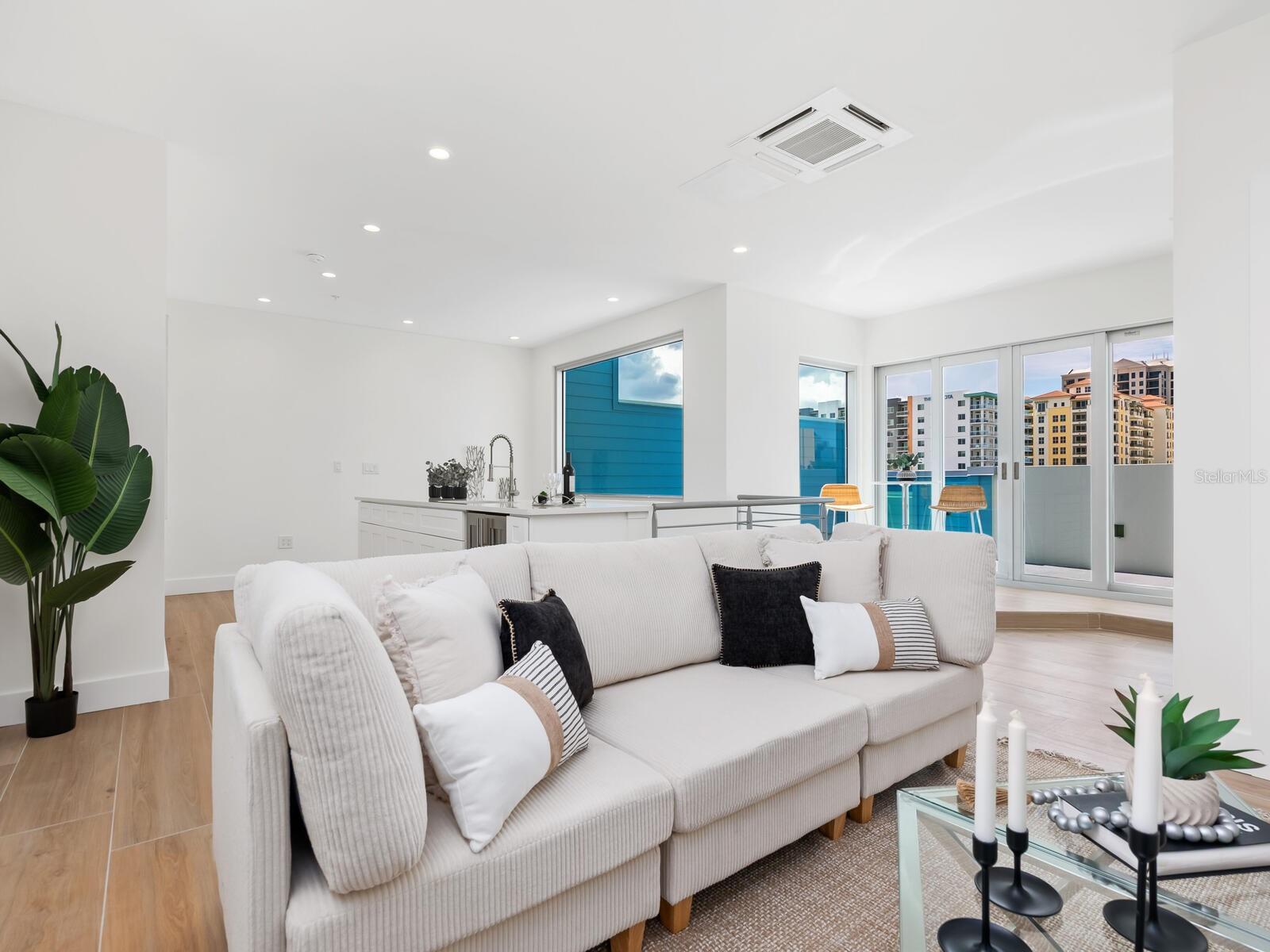 Image 7 of 87 For 1343 4th Street 201