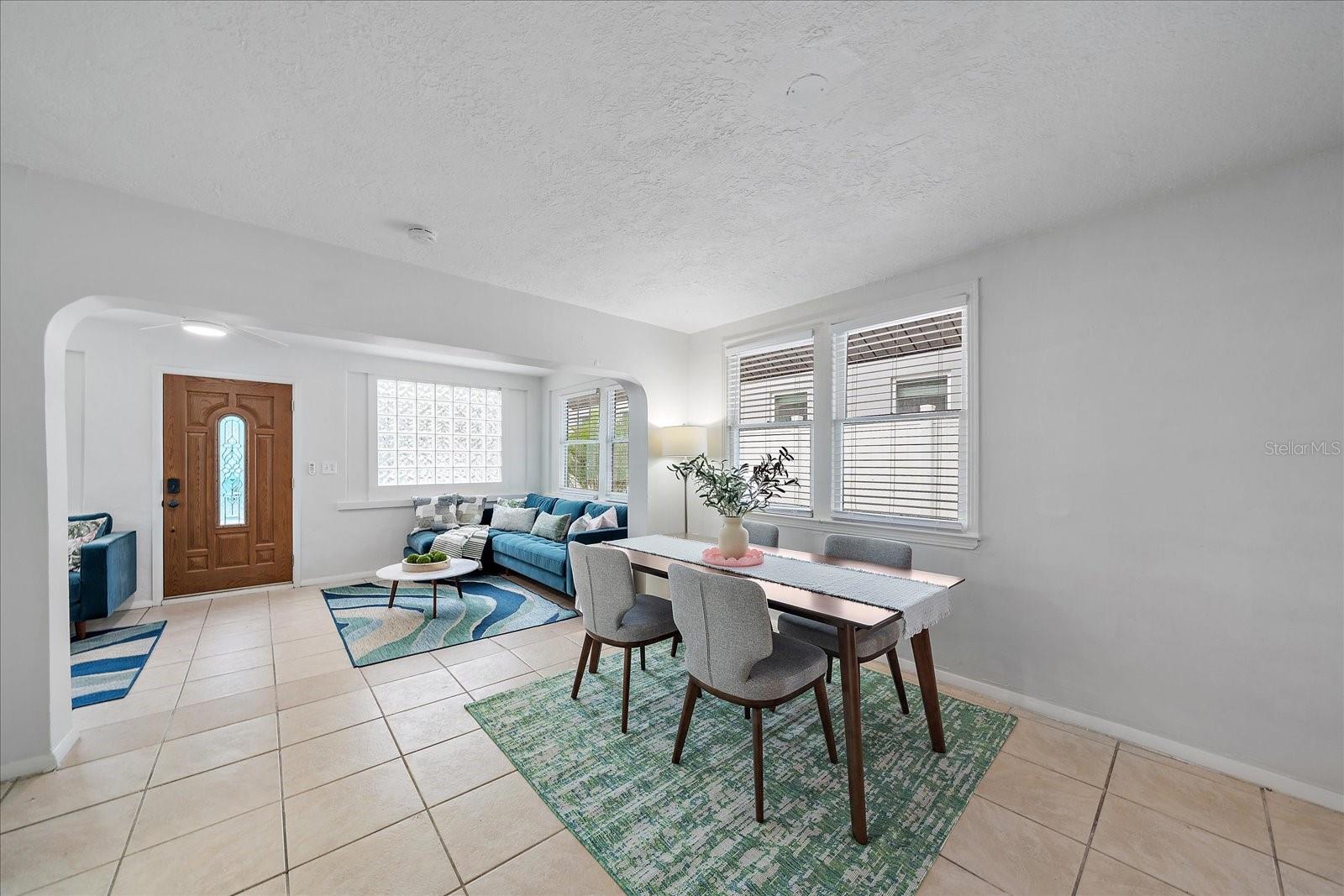 Image 37 of 65 For 2054 Roselawn Street