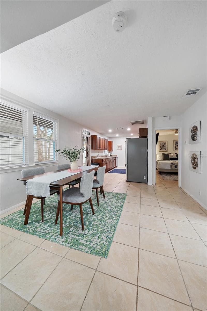Image 47 of 65 For 2054 Roselawn Street