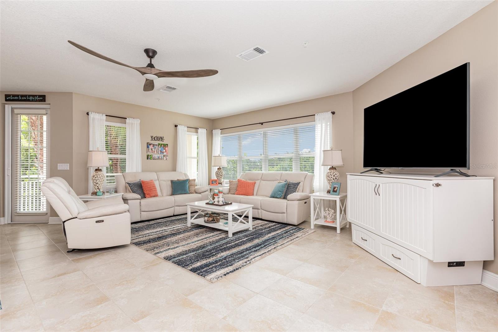 Image 7 of 24 For 3431 79th Street Circle W 101
