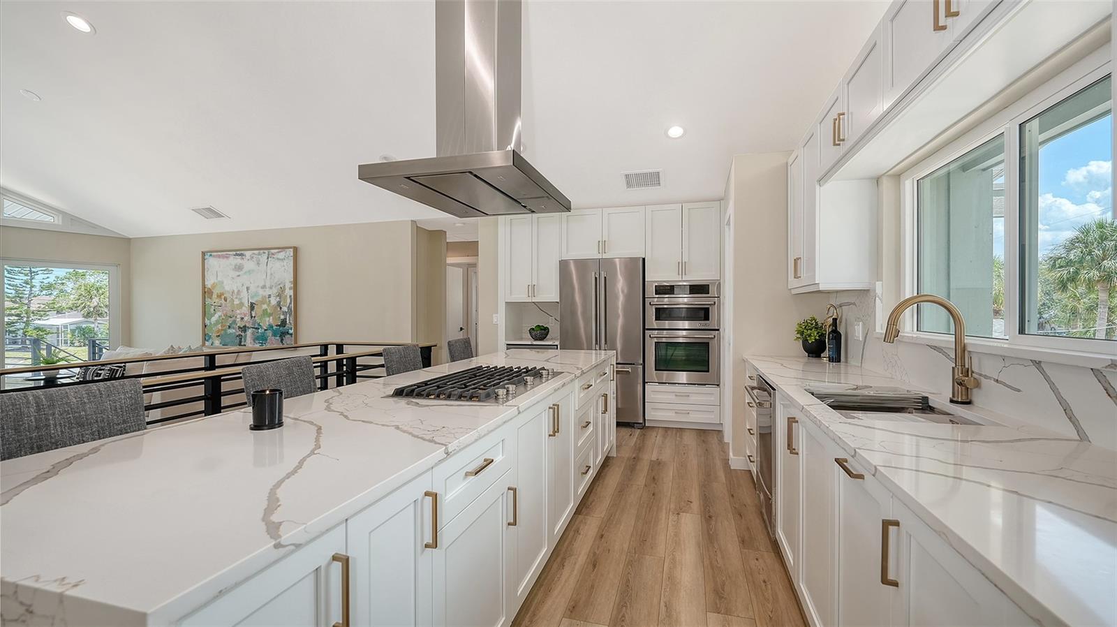 Image 19 of 96 For 5168 Sandy Cove
