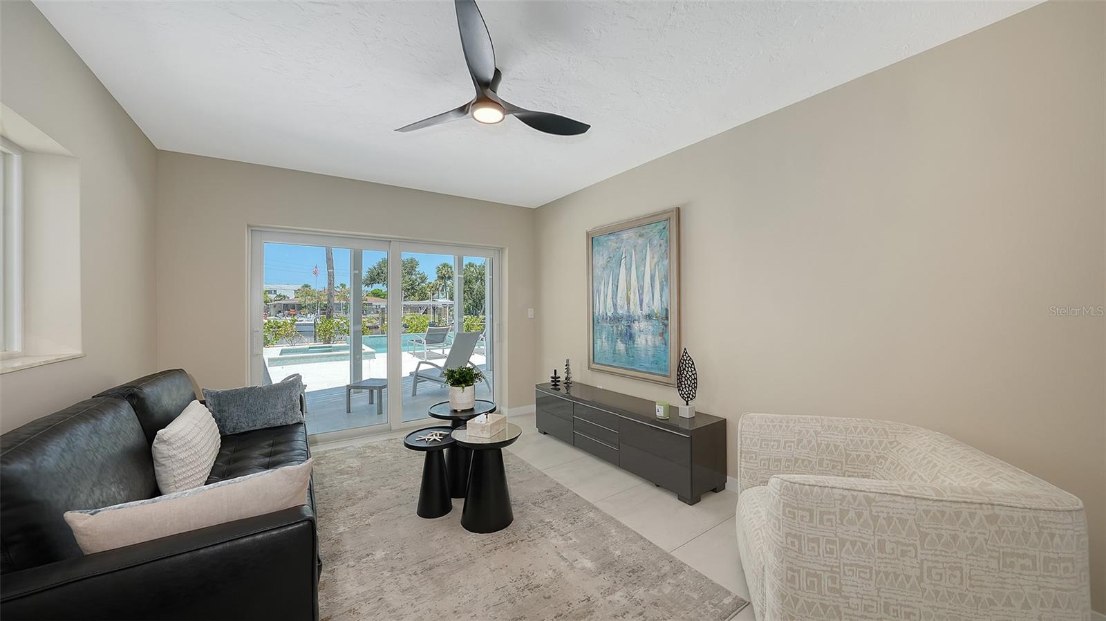 Image 49 of 96 For 5168 Sandy Cove