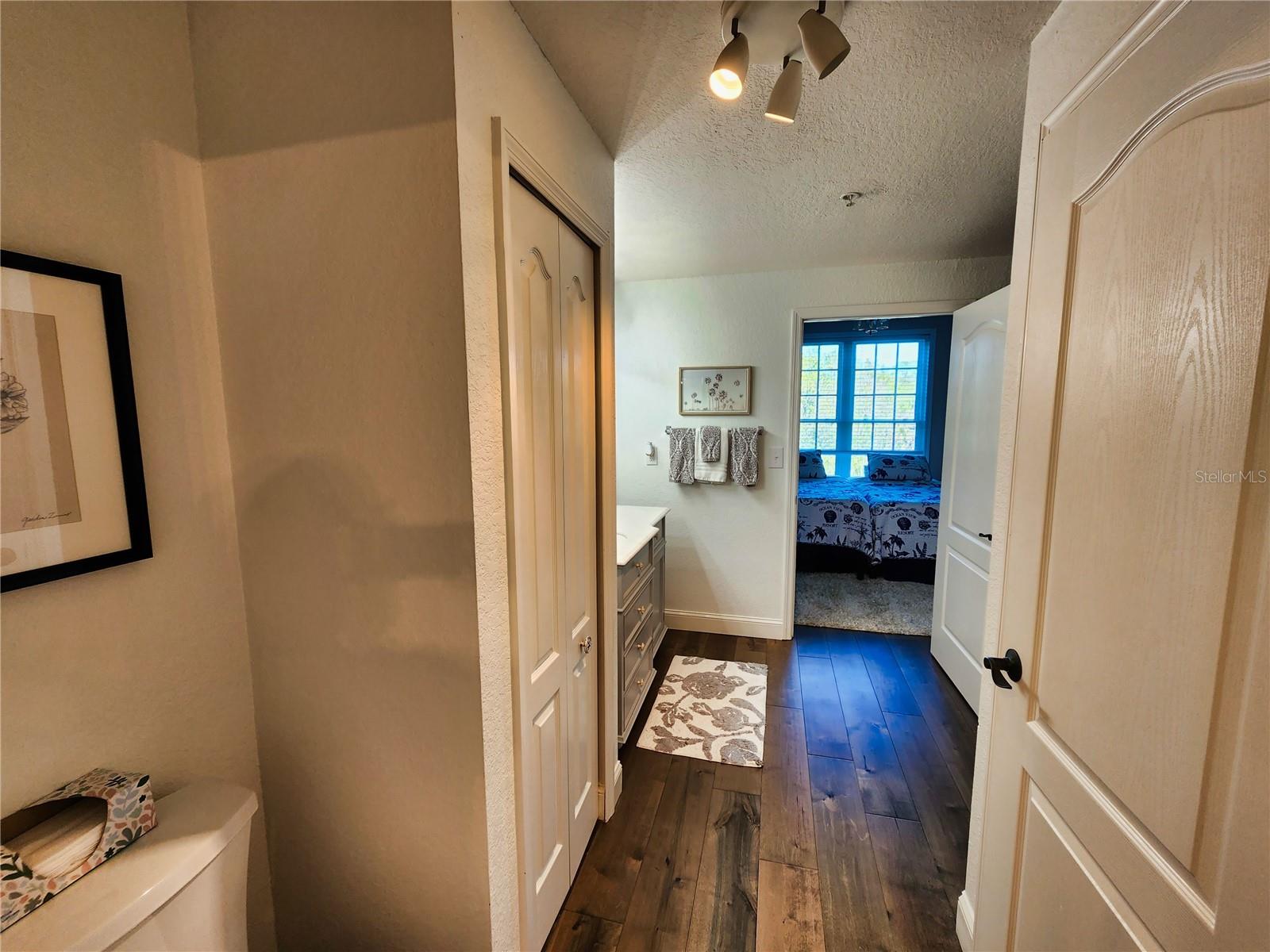 Image 37 of 44 For 4118 Central Sarasota Parkway 1628