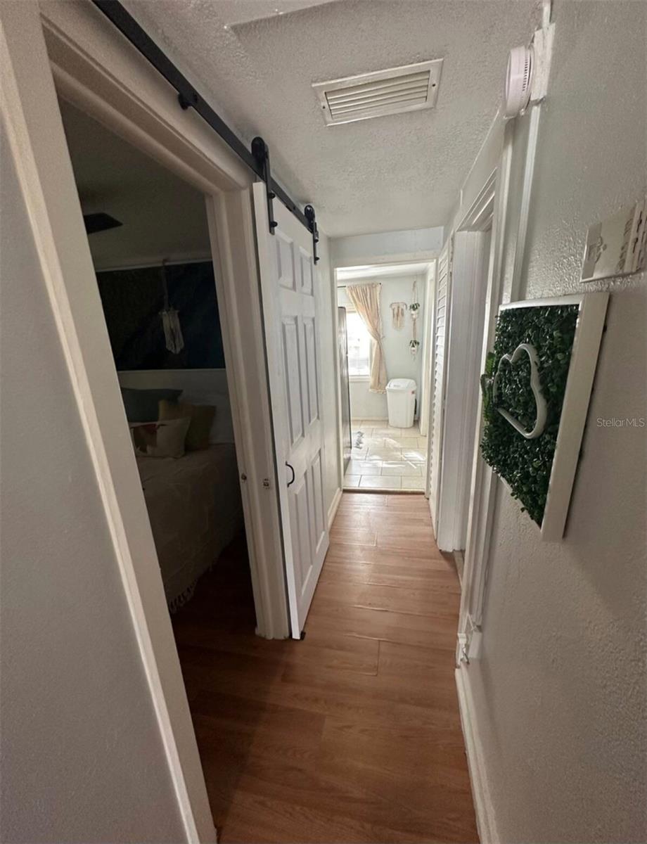 Image 11 of 29 For 1652 31st Avenue N