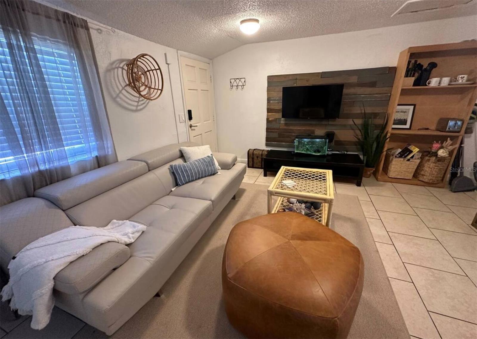 Image 21 of 29 For 1652 31st Avenue N