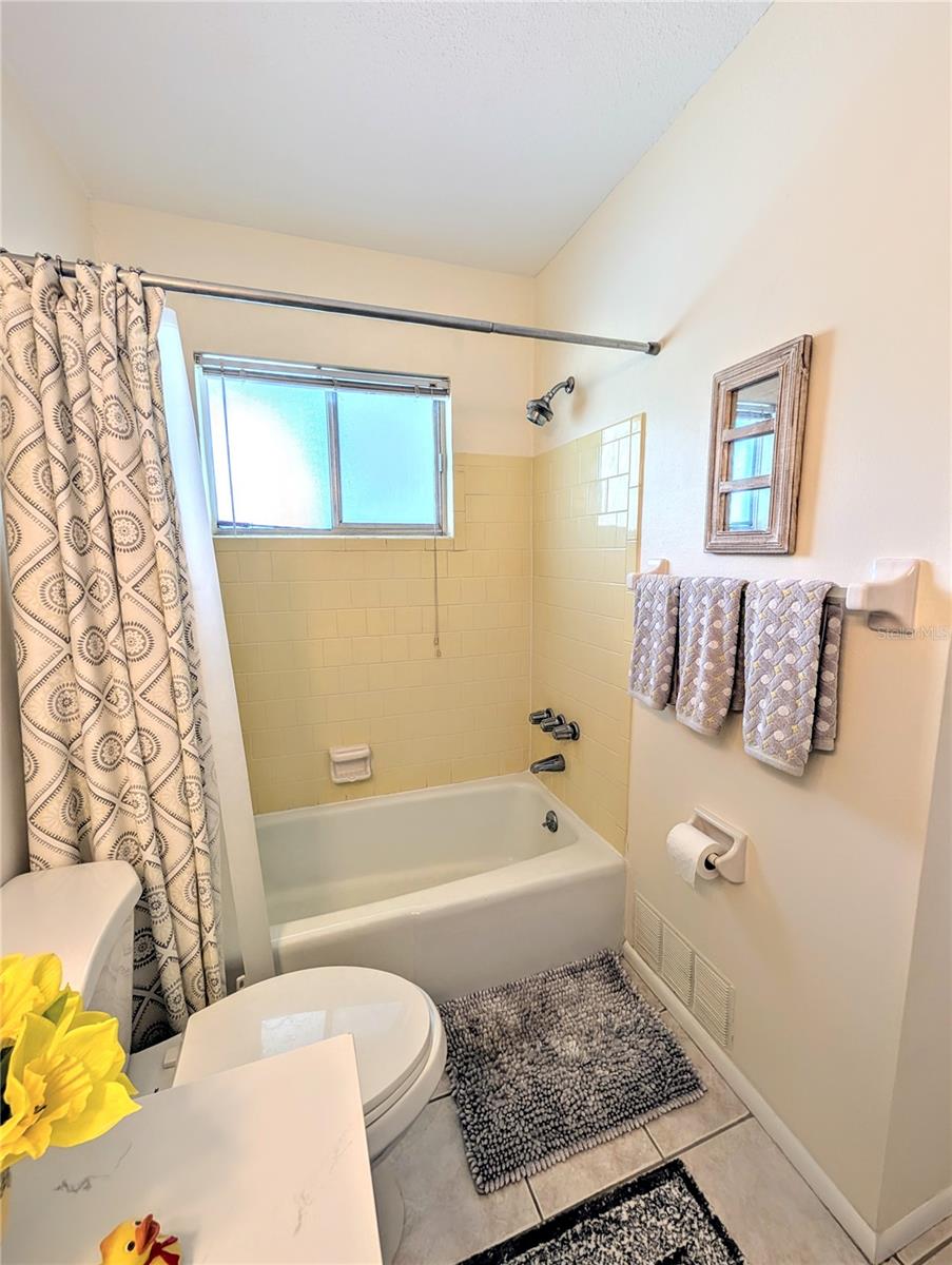Image 14 of 27 For 2453 Flamingo Boulevard K33