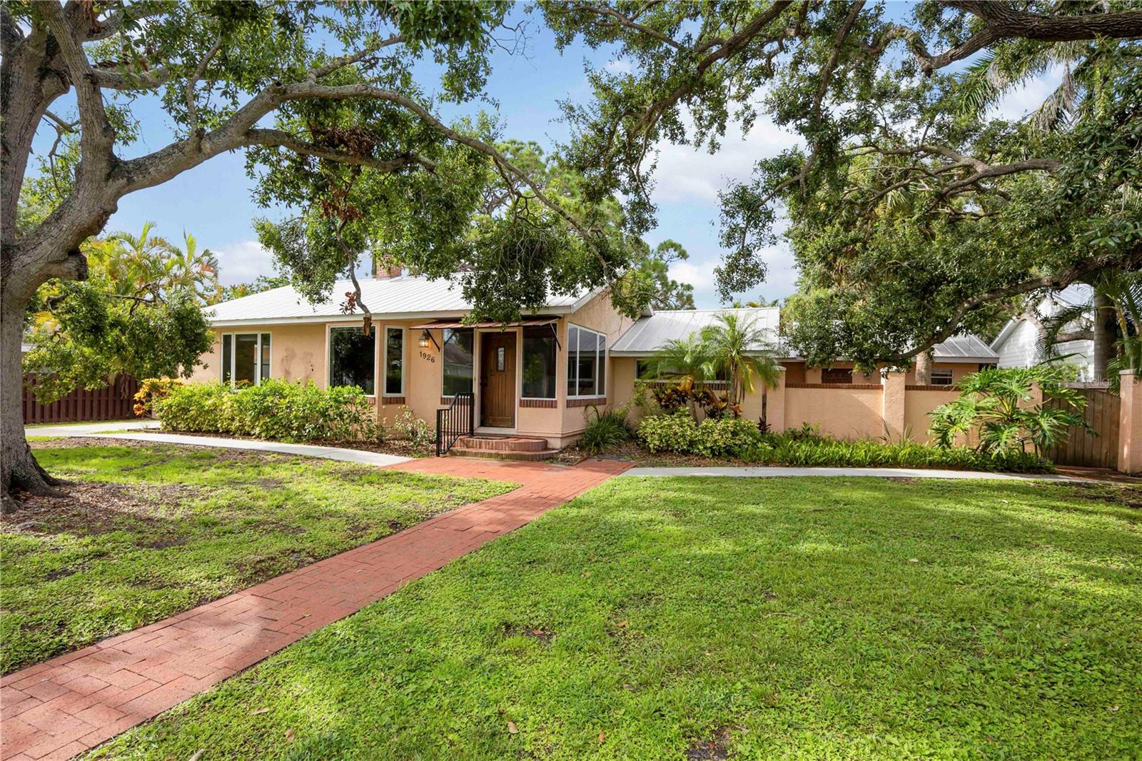Details for 1926 Morris Street, SARASOTA, FL 34239