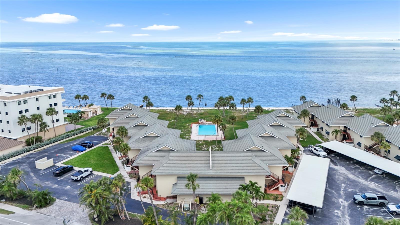 Image 4 of 72 For 4660 Ocean Boulevard Q1