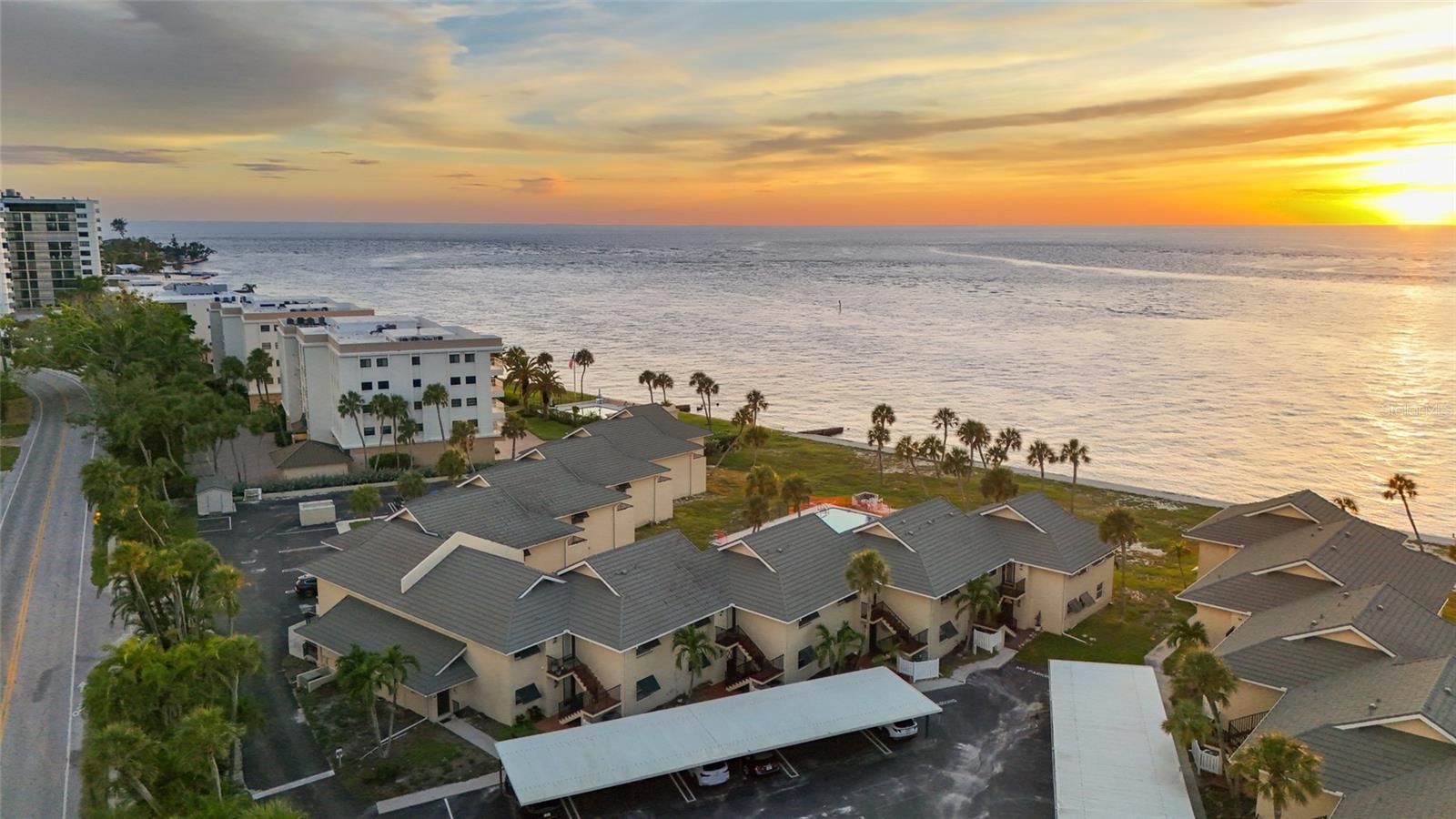 Image 53 of 72 For 4660 Ocean Boulevard Q1