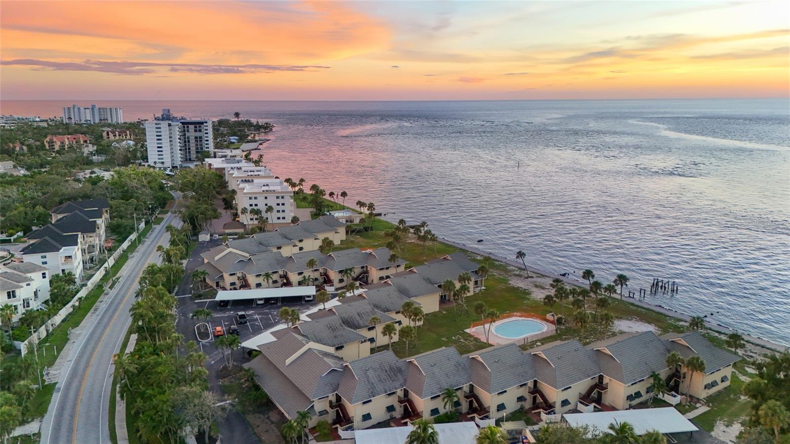 Image 66 of 72 For 4660 Ocean Boulevard Q1
