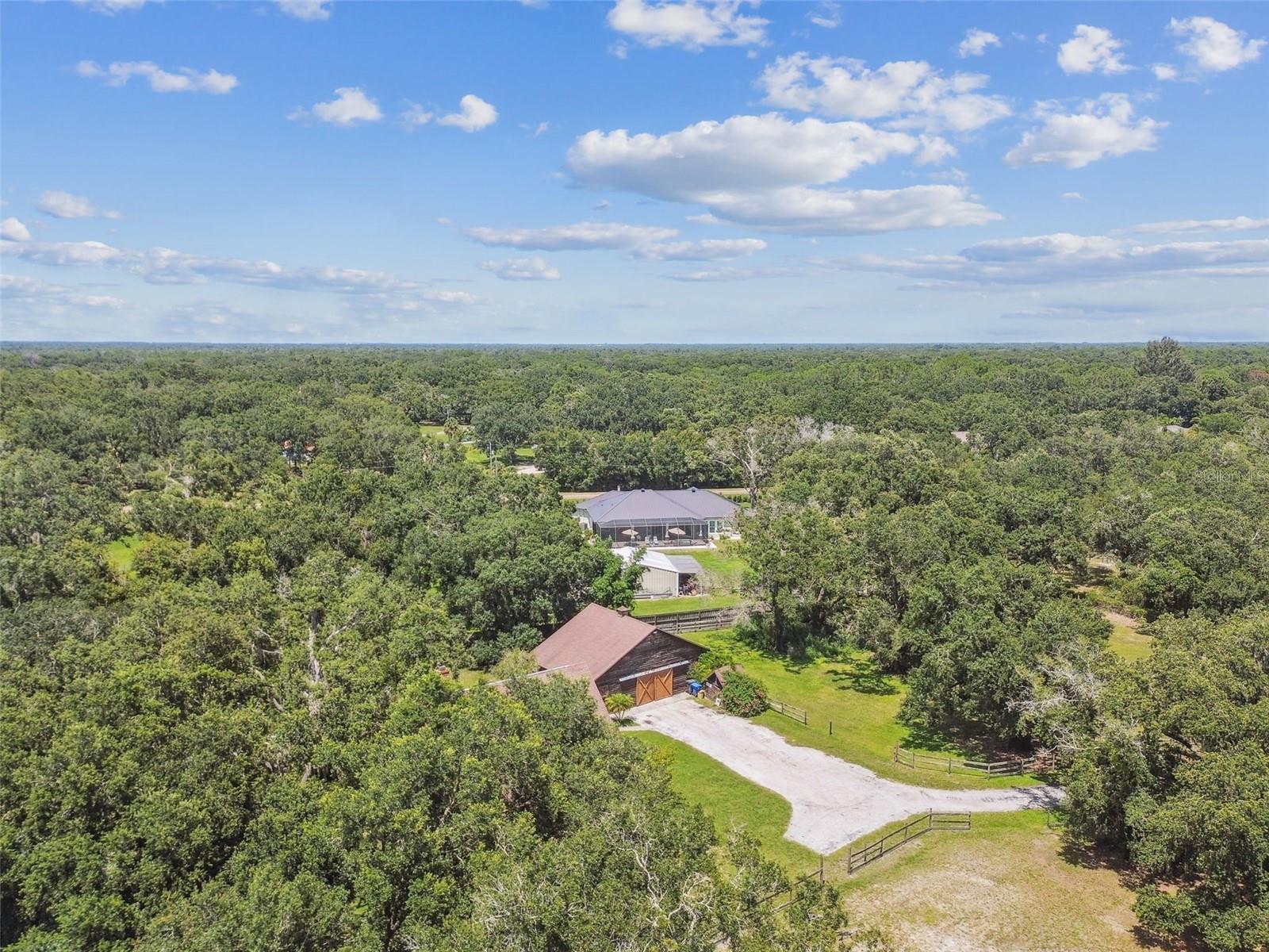 Listing photo id 37 for 1611 Wagonwheel Road