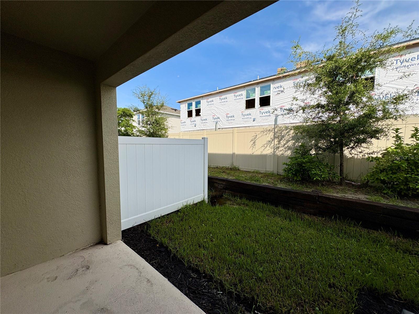 Image 11 of 23 For 8576 Daybreak Street