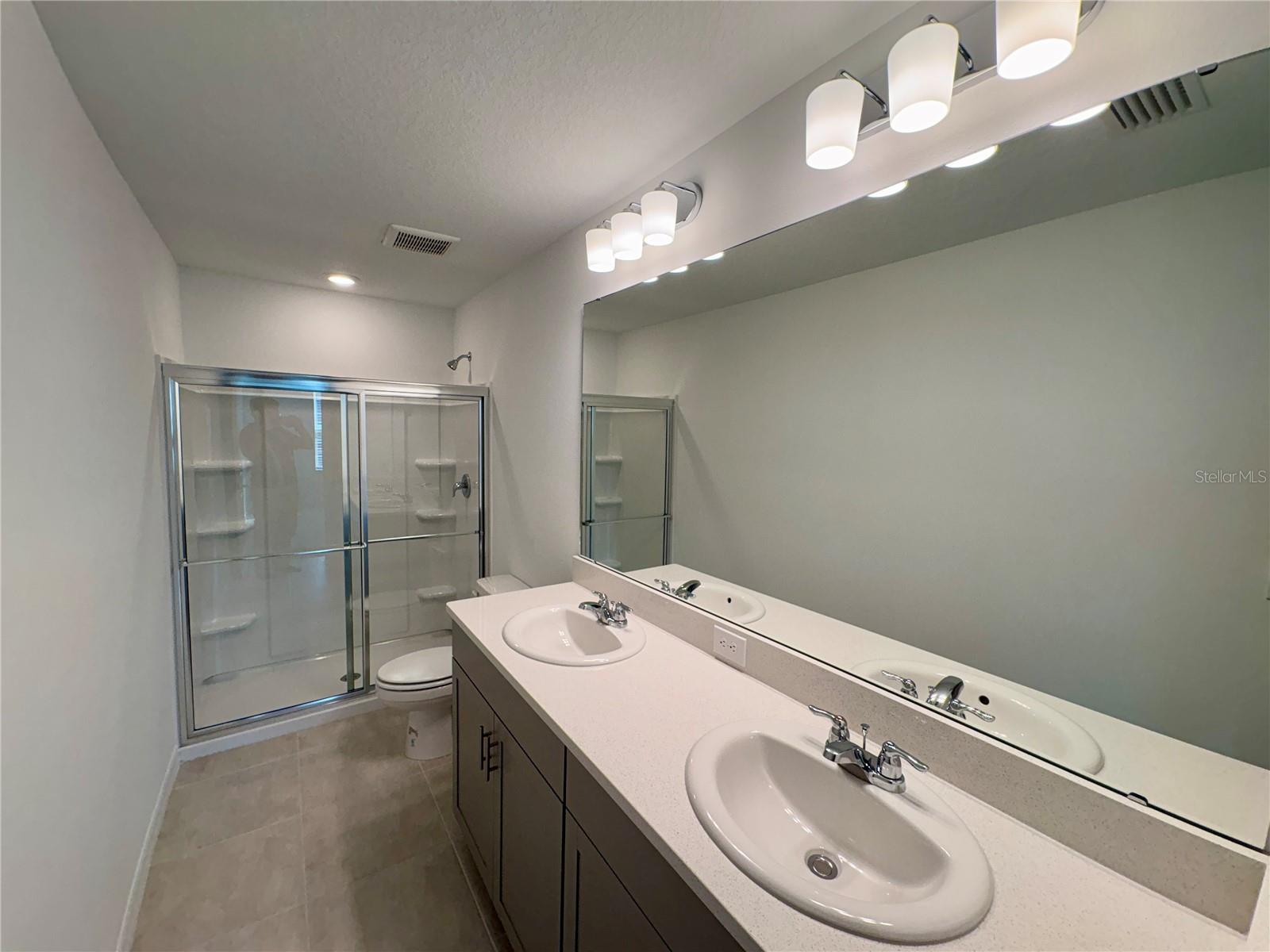 Image 16 of 23 For 8576 Daybreak Street