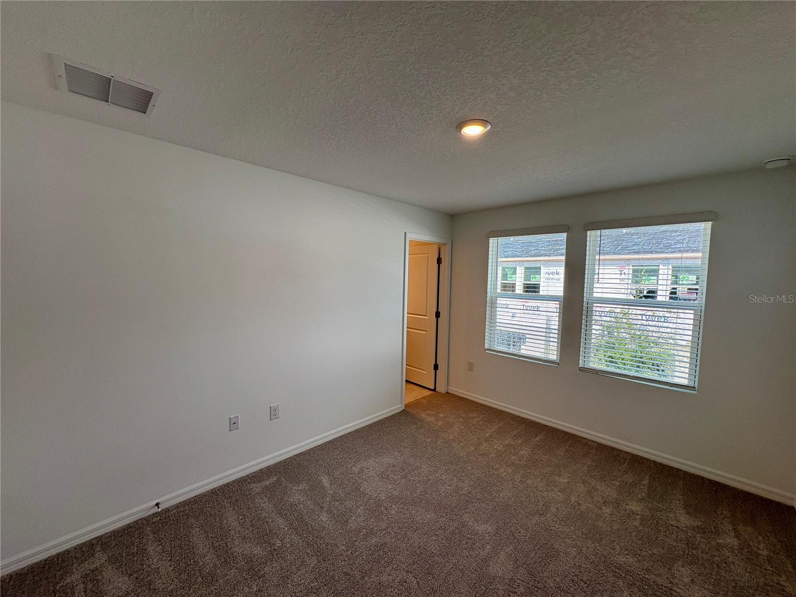 Image 17 of 23 For 8576 Daybreak Street