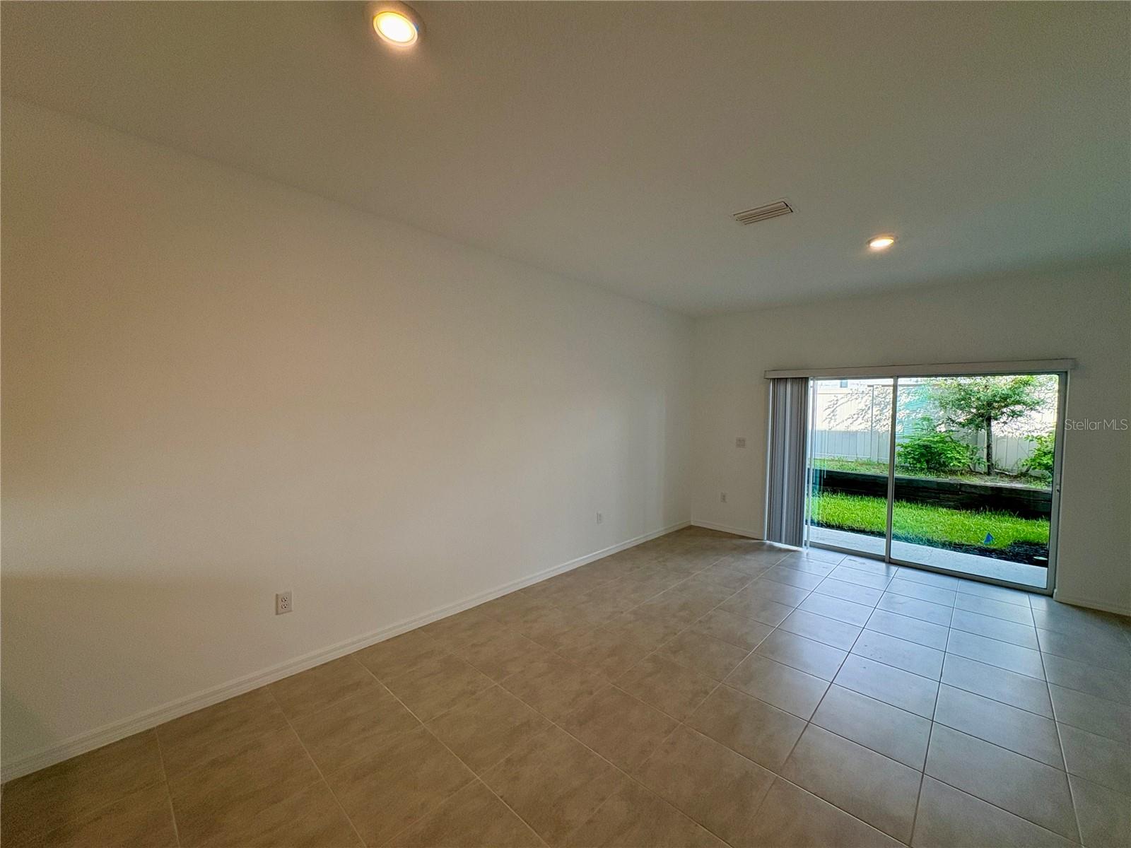 Image 8 of 23 For 8576 Daybreak Street