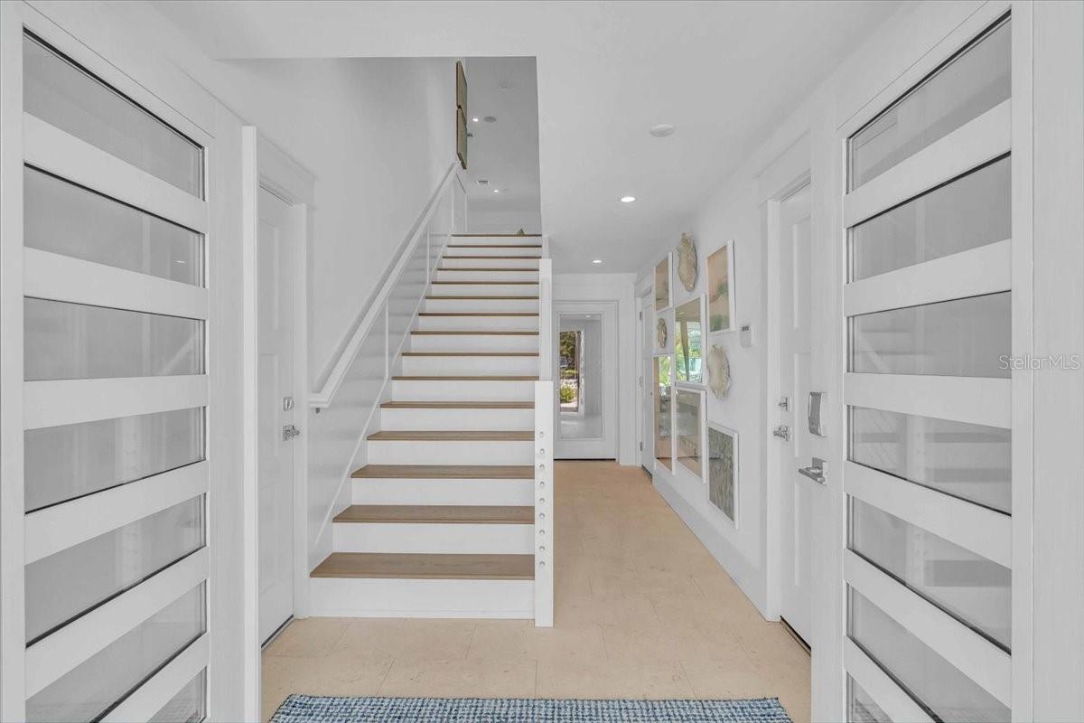 Image 12 of 84 For 229 Willow Avenue
