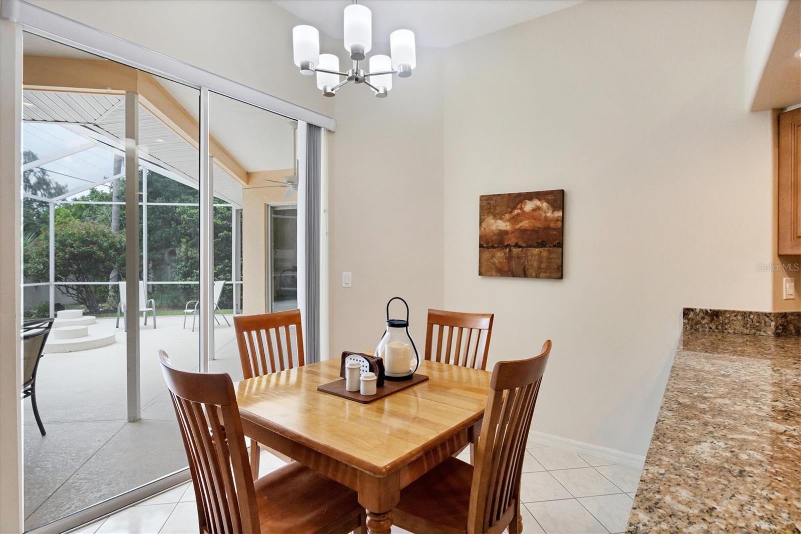 Image 12 of 30 For 6392 Woodbirch Place