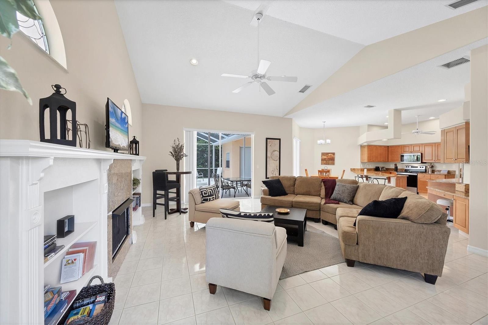 Image 16 of 30 For 6392 Woodbirch Place