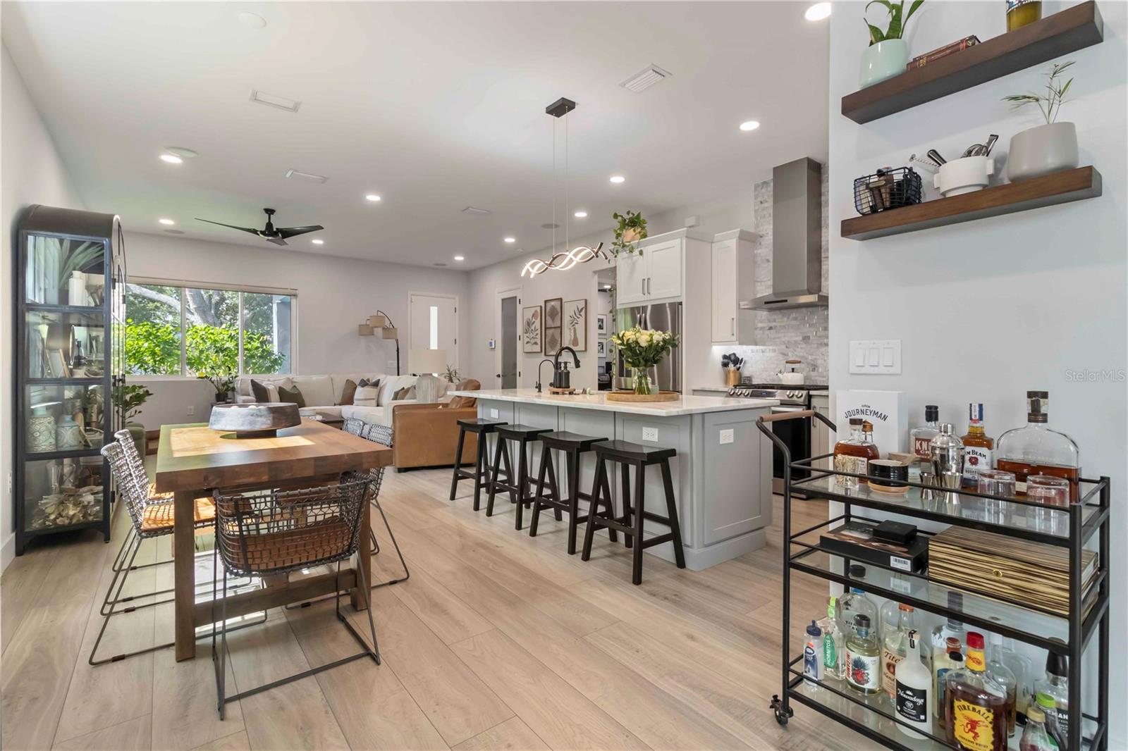 Image 13 of 41 For 3835 1st Avenue N