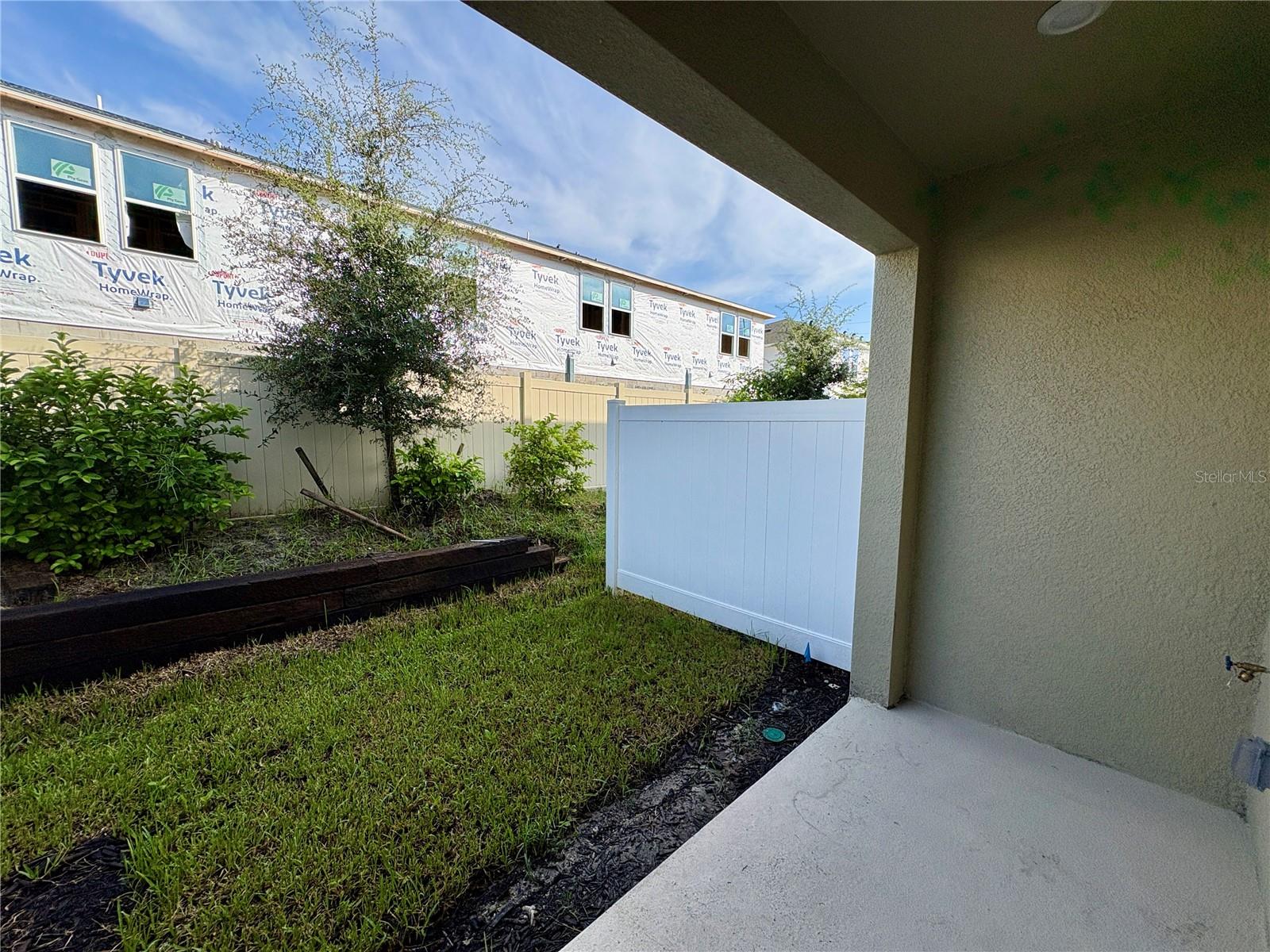 Image 11 of 23 For 8584 Daybreak Street
