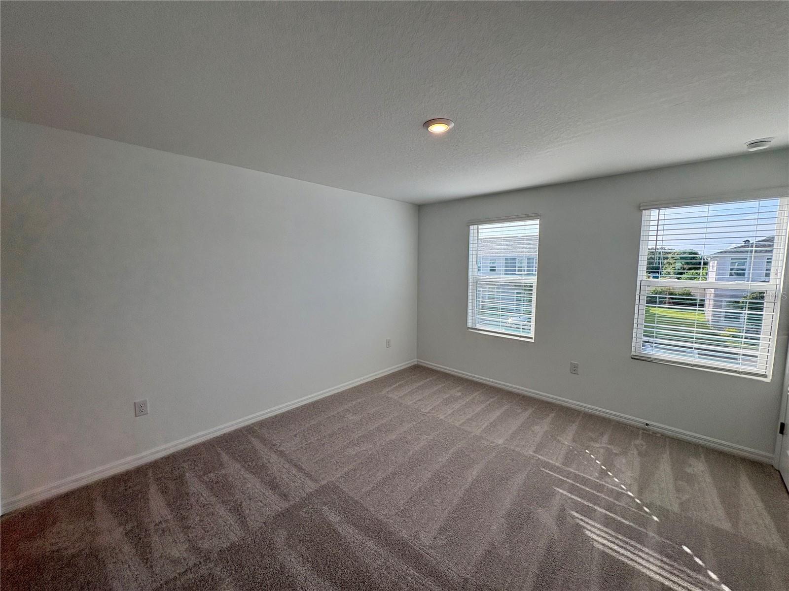 Image 14 of 23 For 8584 Daybreak Street