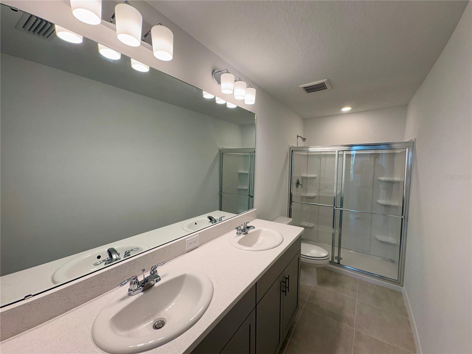 Image 16 of 23 For 8584 Daybreak Street