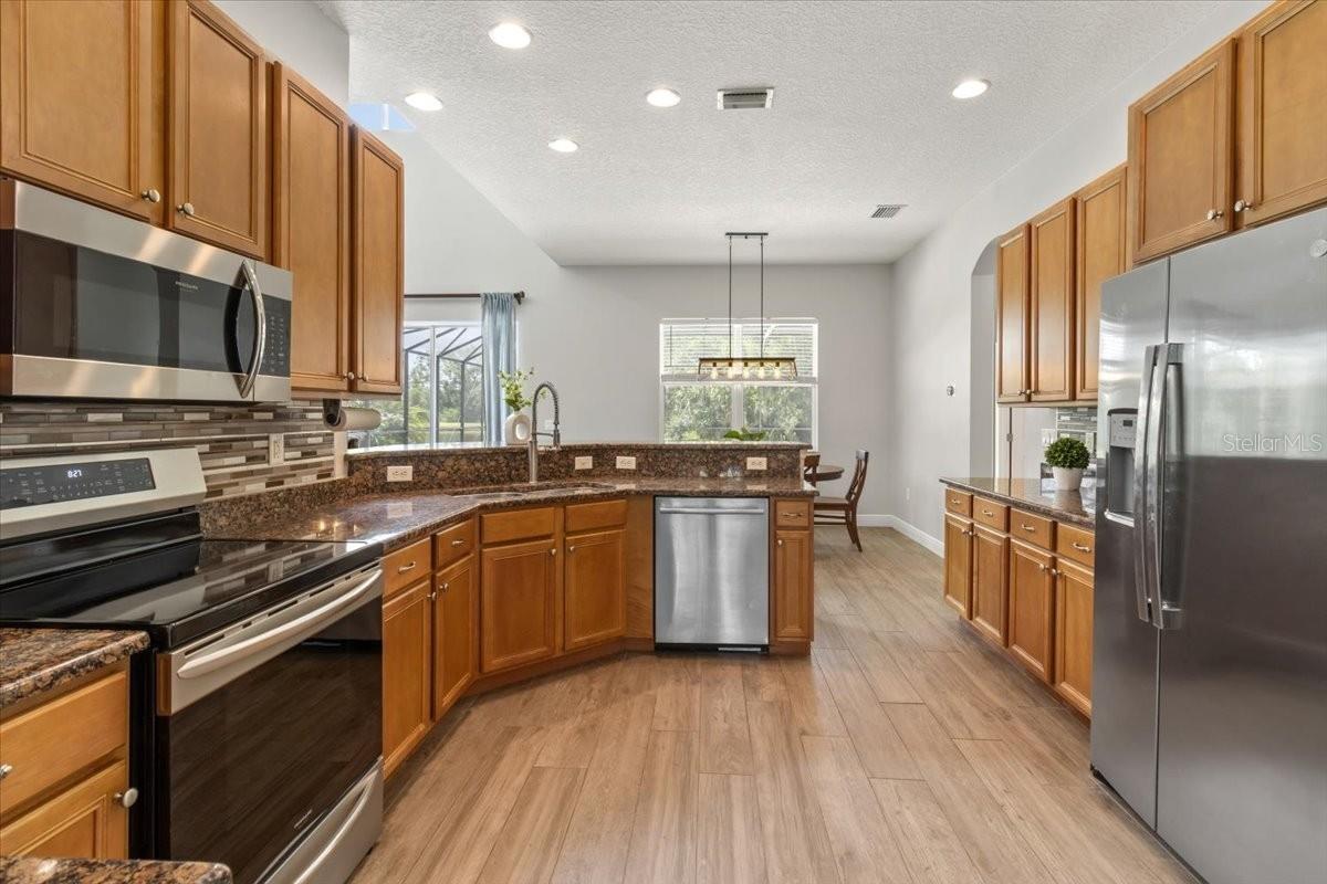 Image 10 of 58 For 15519 29th Street E