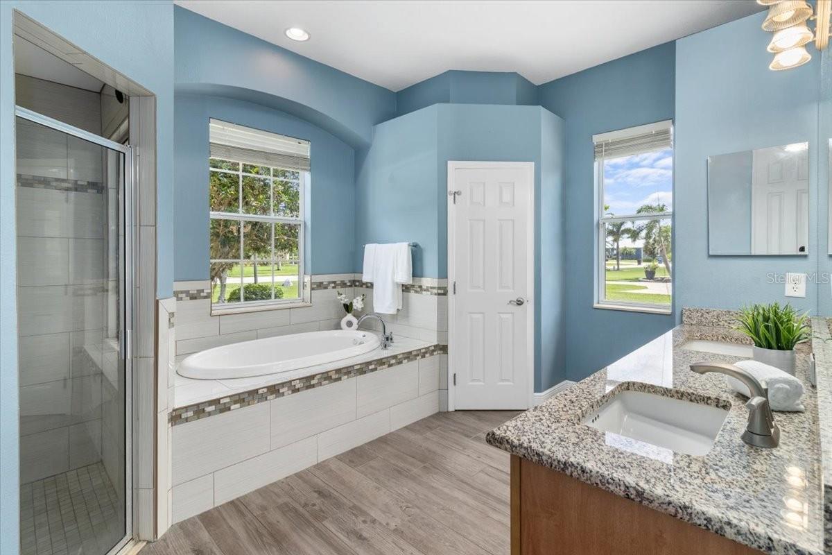 Image 18 of 58 For 15519 29th Street E