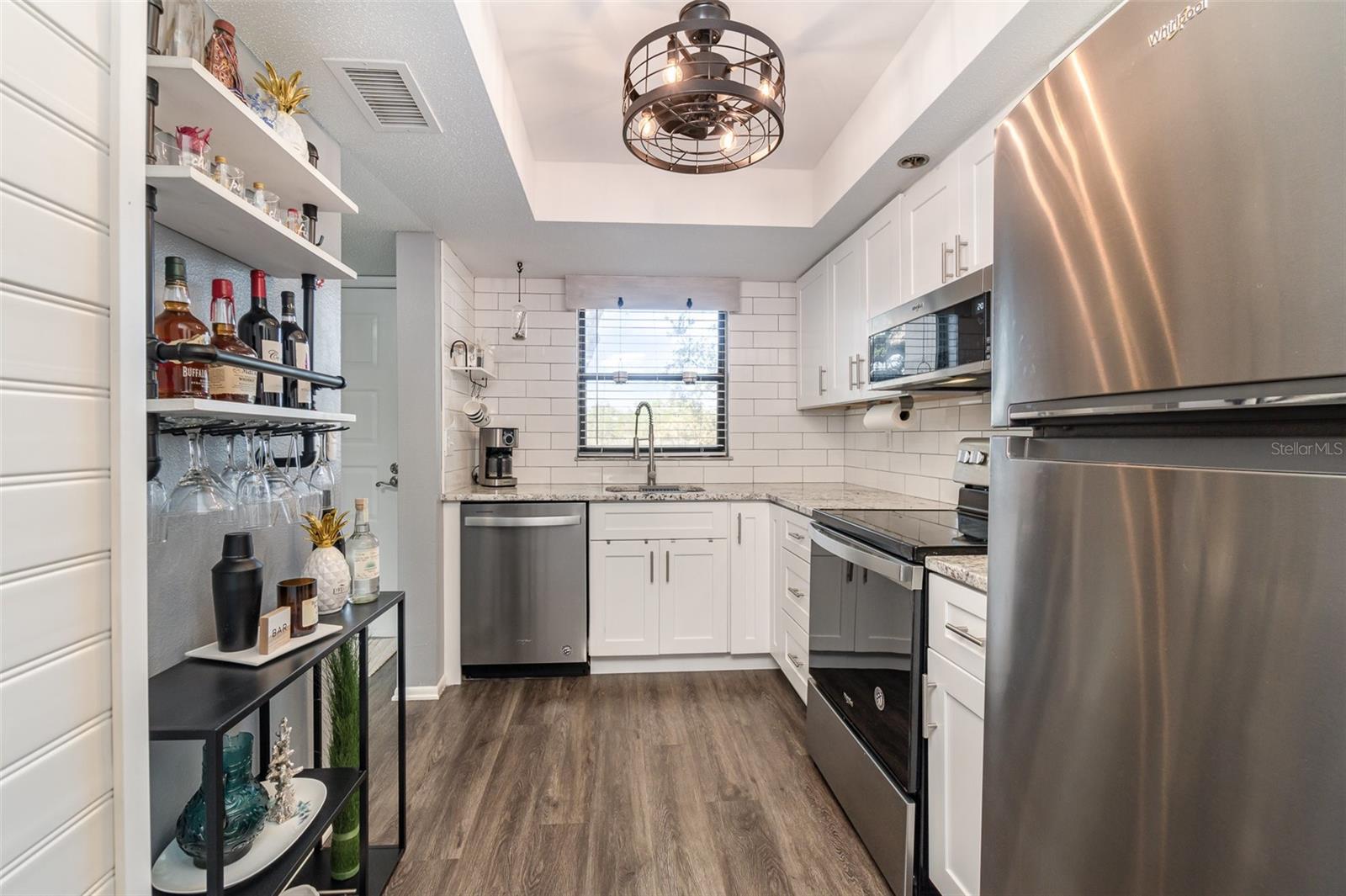 Image 5 of 14 For 104 Capri Isles Boulevard 207