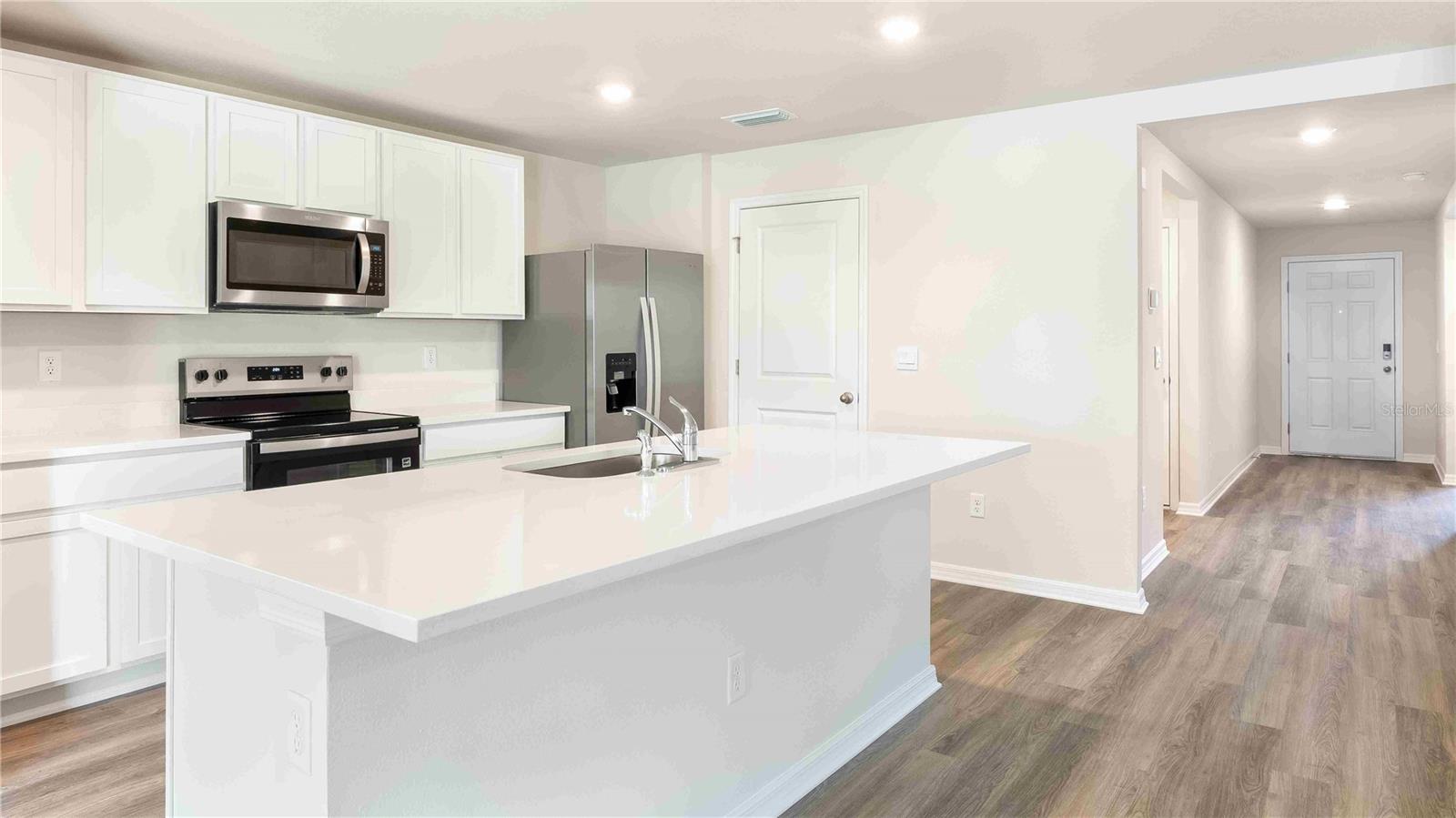 Image 7 of 24 For 11127 44th Avenue E