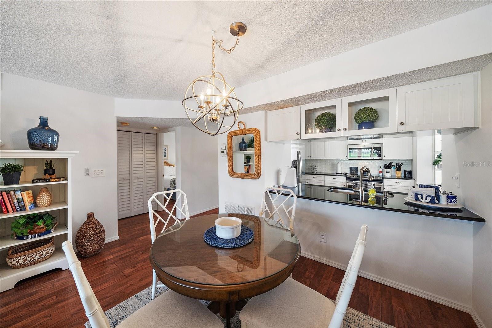 Image 11 of 76 For 425 Cerromar Terrace 359