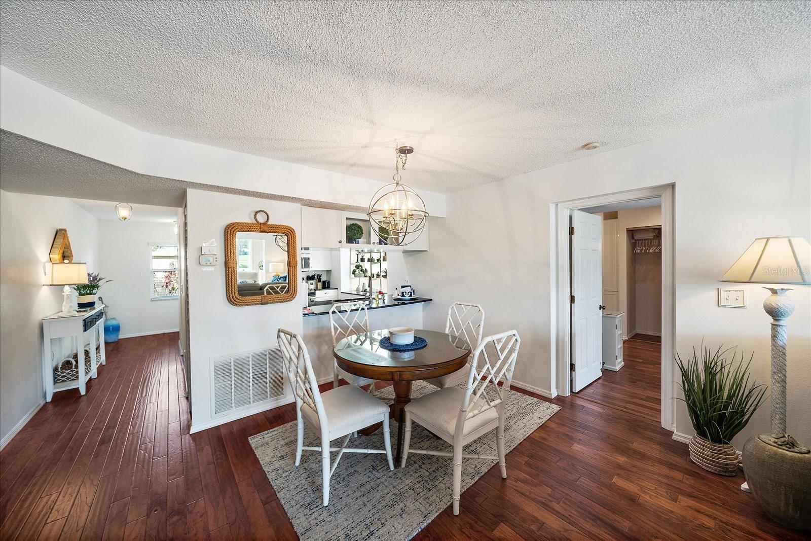 Image 13 of 76 For 425 Cerromar Terrace 359