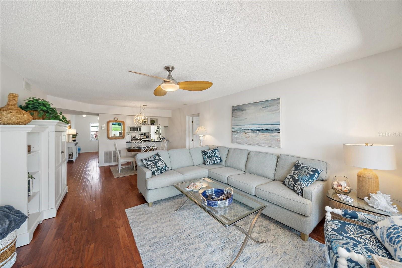 Image 15 of 76 For 425 Cerromar Terrace 359