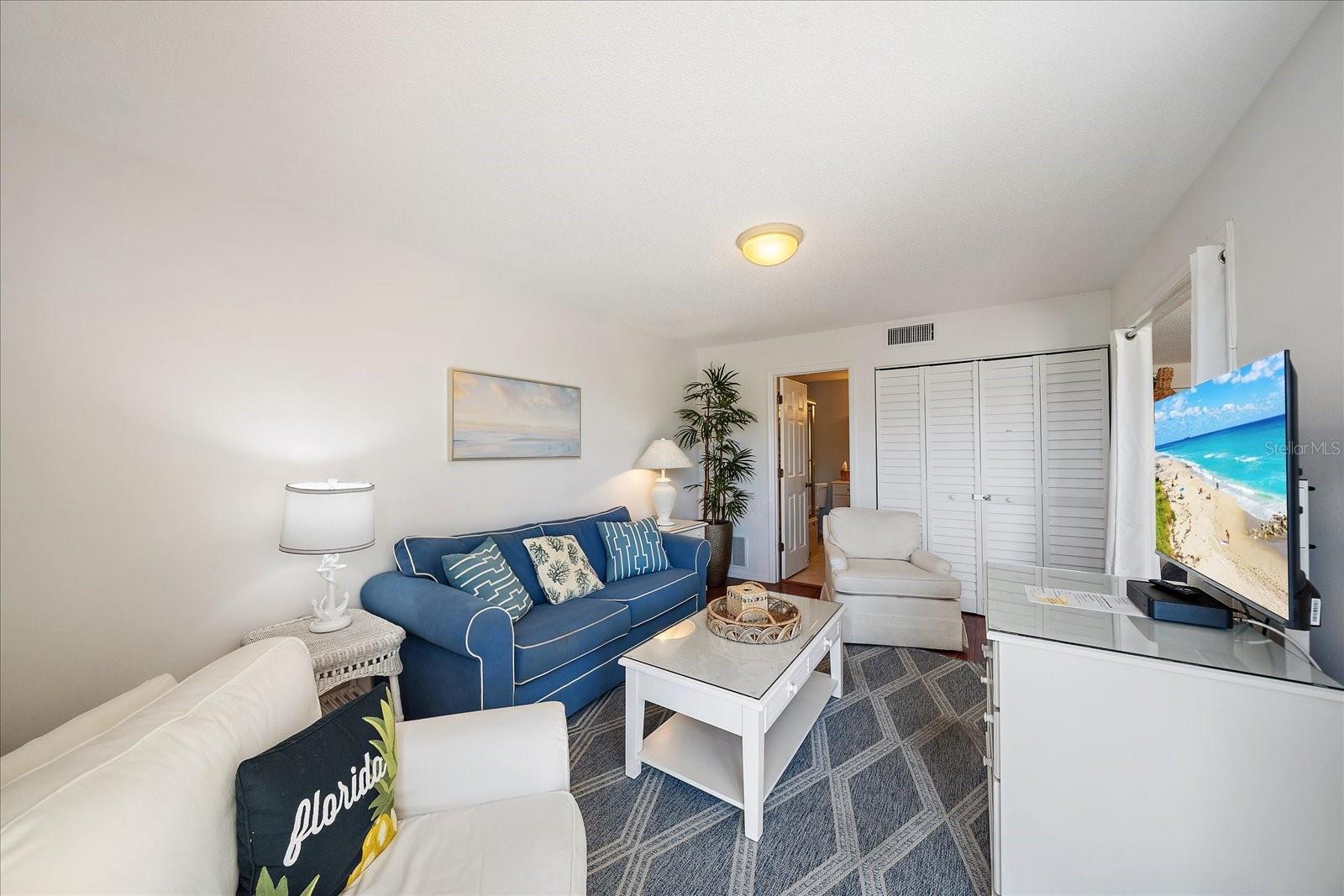 Image 19 of 76 For 425 Cerromar Terrace 359