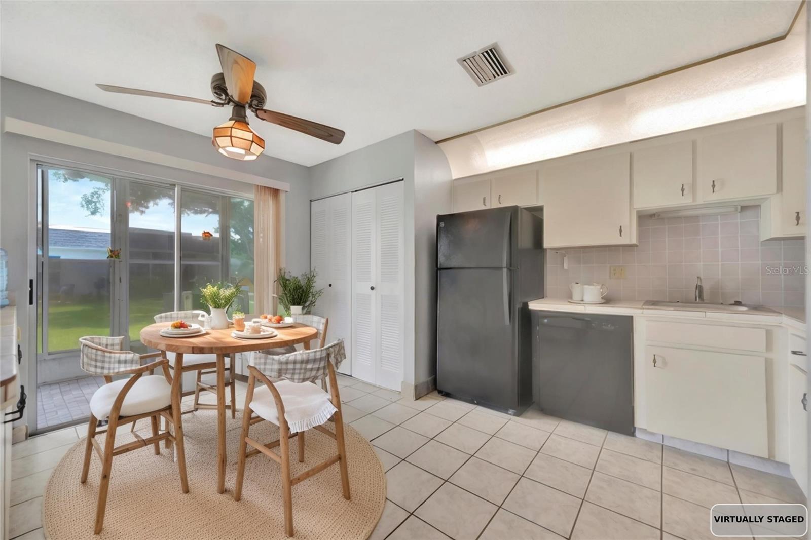 Image 11 of 38 For 3811 38th Street W