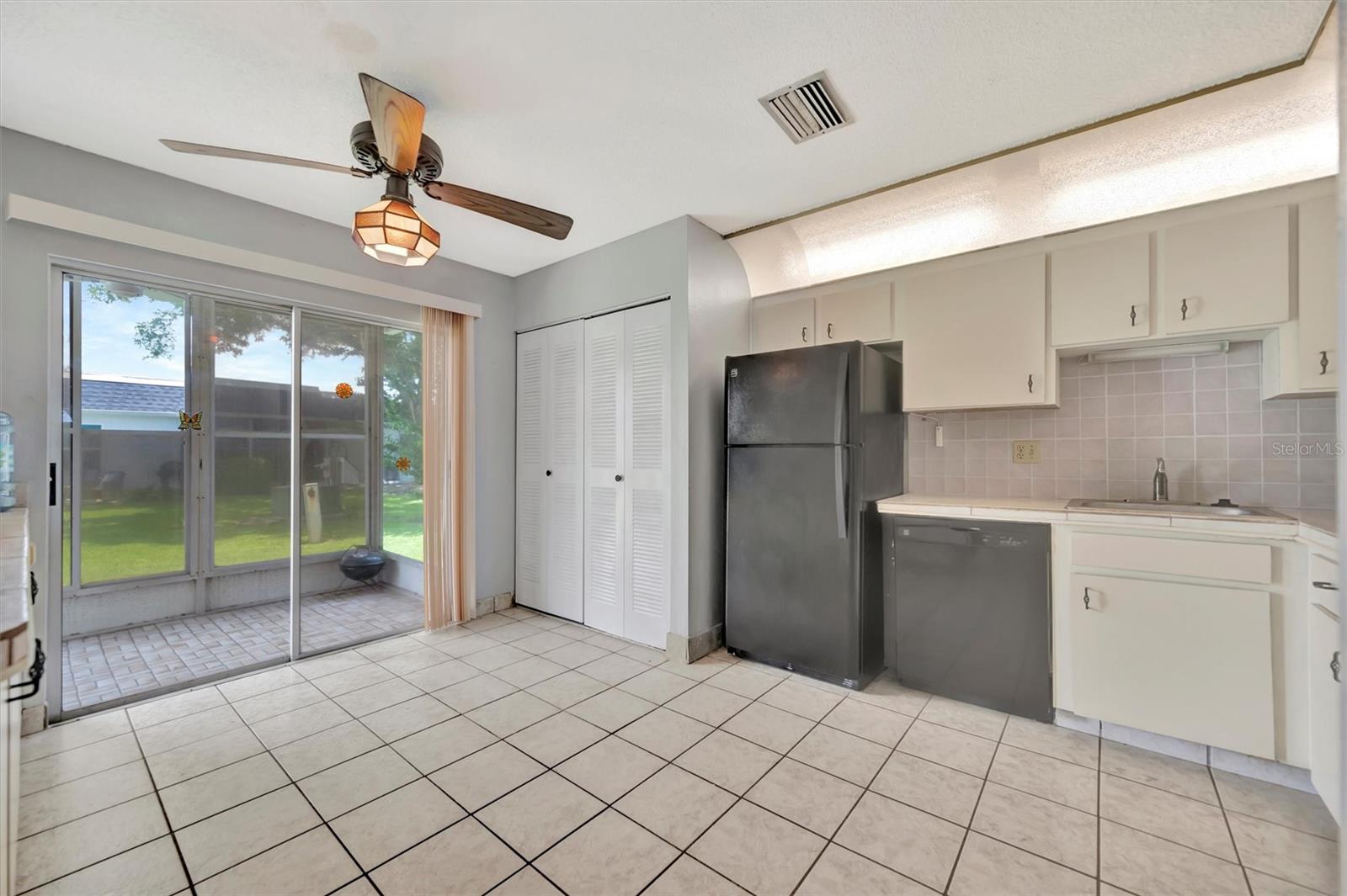 Image 12 of 38 For 3811 38th Street W