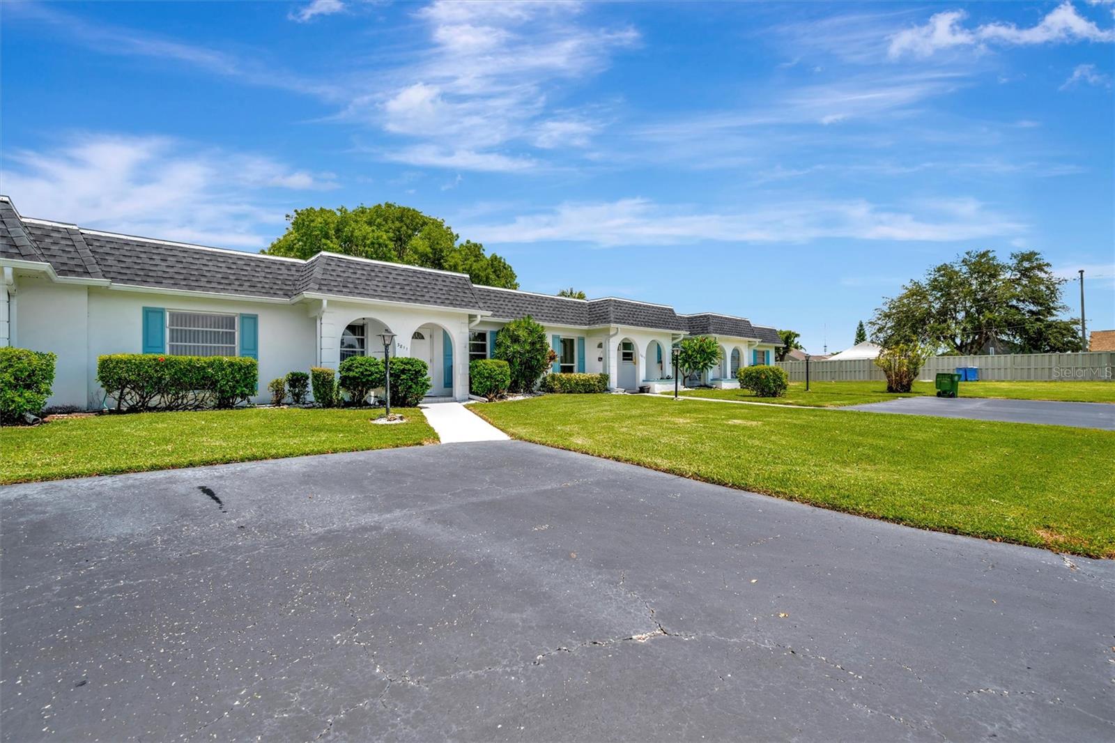 Image 2 of 38 For 3811 38th Street W